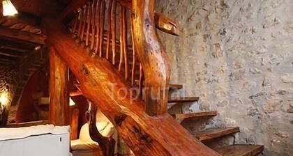 Self catering Art Rustic for 12 people