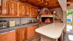 ميكروويف، فرن، مُحضّرة مكعبات الثلج