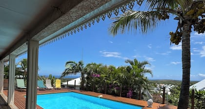 Villa with pool, sea and mountain views