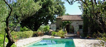 Villa Les Bouyssières Casa de cuento de hadas en 2 ha de jardines encantadores