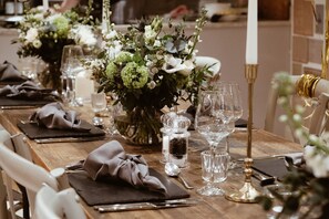 Dining -  LUXURY BARNS WITH INDOOR SWIMMING POOL , (Ledbury Ledbury)