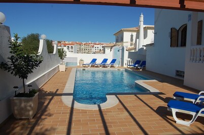 Large Villa in a relaxing area, with a private Pool and great Sea view.