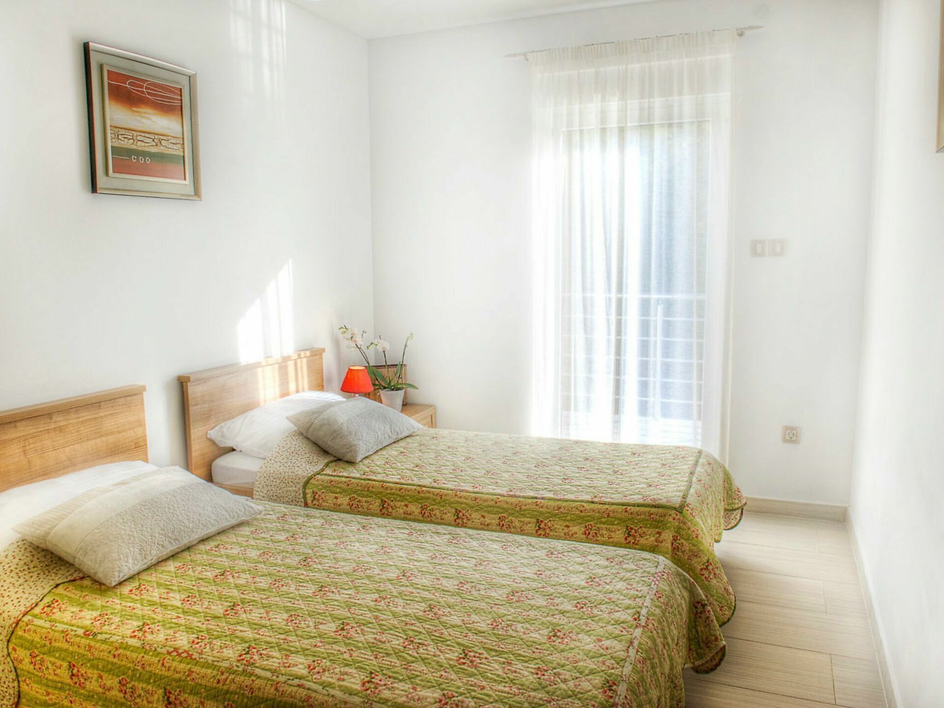 Furniture, Building, Property, Comfort, Window, Picture Frame, Wood, Textile, Interior Design, Shade
