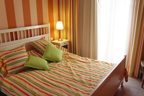 3 Schlafzimmer, Bügeleisen/Bügelbrett, Reisekinderbett, WLAN