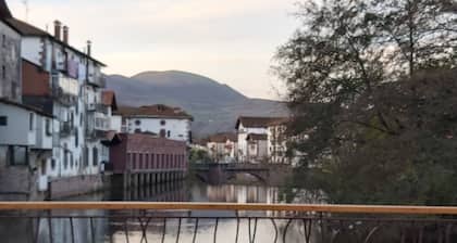 Casa rural (alquiler íntegro) Labakia para 6 personas