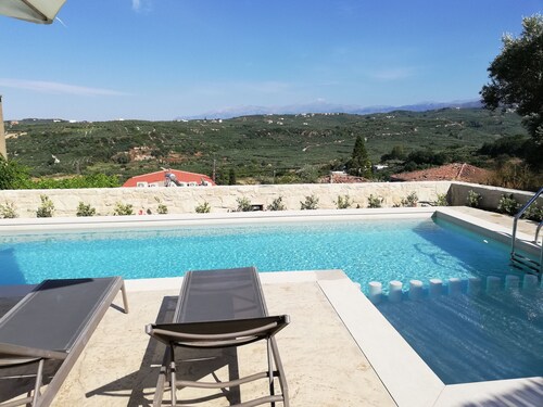 APITHANO  Enjoy the "SOUND" of silence 