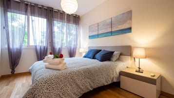 2 dormitorios, tabla de planchar con plancha, wifi y ropa de cama