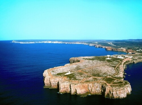 Villa Farol - Villa in Algarve at walking distance to beach, with pool and fast WiFi