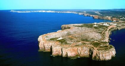 Villa Farol - Villa in Algarve at walking distance to beach, with pool and fast WiFi