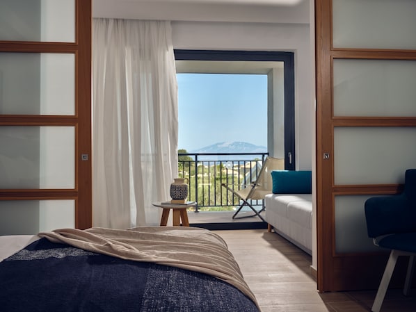 4 bedrooms, in-room safe, iron/ironing board, free WiFi - Turtle Island View with private access to the Sea (ZAKYNTHOS)