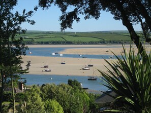 Beach nearby, sun loungers
