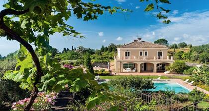 Villa Mareneve, Luxusvilla mit privatem Pool, Blick auf den Ătna und das Meer