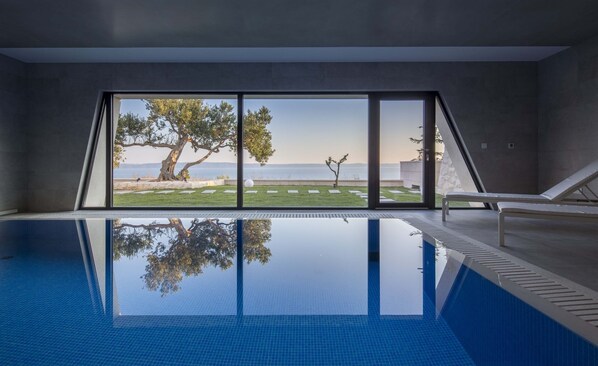 Indoor pool, outdoor pool