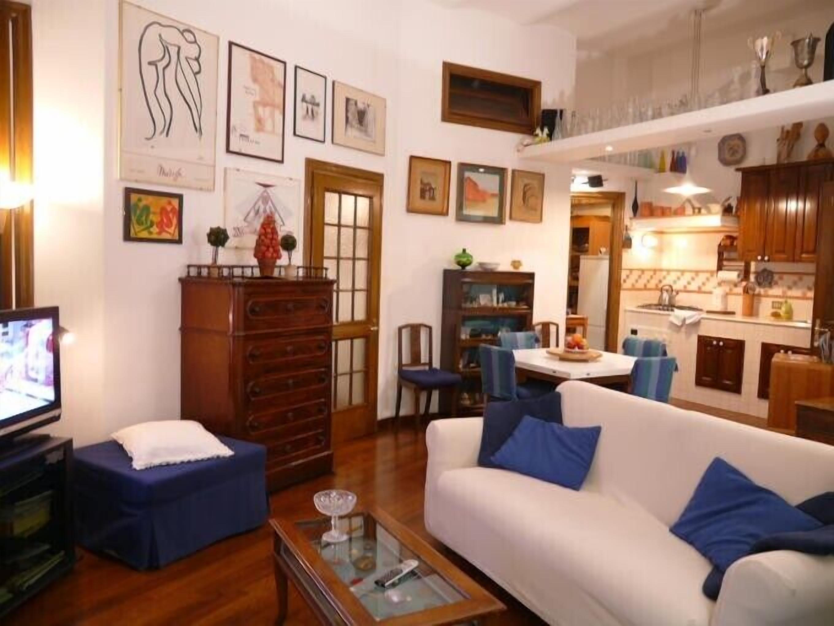 Elegant fully furnished apartment in the heart of Rome Trastevere