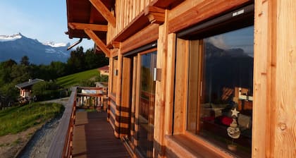 Chalet La Gélinotte -MEGEVE/COMBLOUX - WINTER 2025-2026 - 5 rooms, 10 people