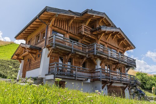 Chalet La Gélinotte -MEGEVE/COMBLOUX - WINTER 2025-2026 - 5 rooms, 10 people