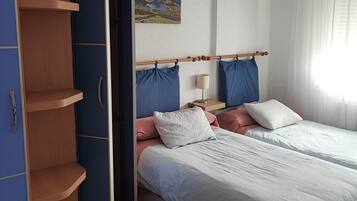 3 chambres, fer et planche Ă repasser, Wi-Fi gratuit, draps fournis