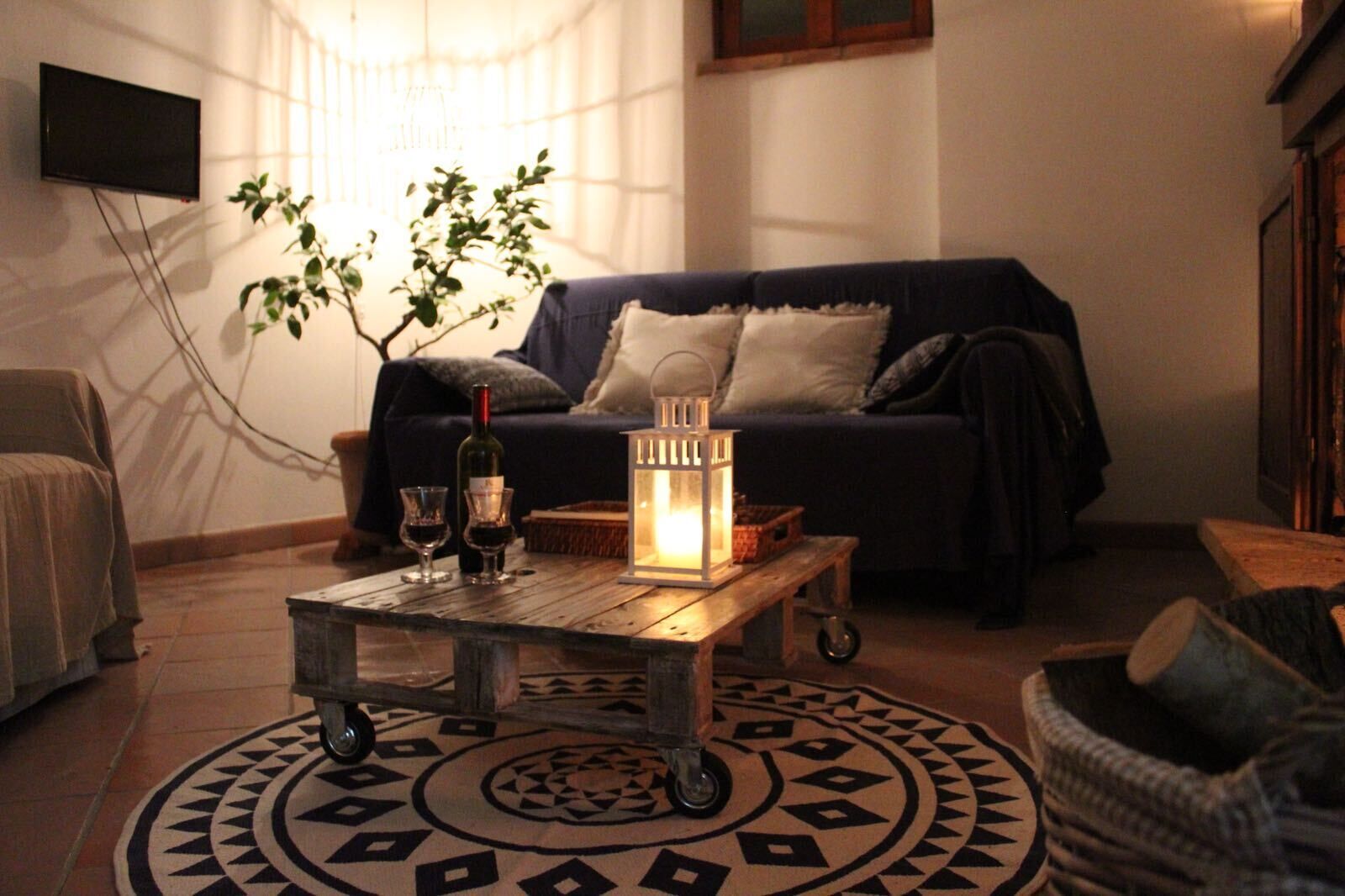 Stone House With Pool And Barbecue, Overlooking Perugia And Assisi Close To Trek