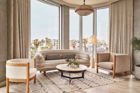 Santa Monica Proper Hotel, a Member of Design Hotels - view 2