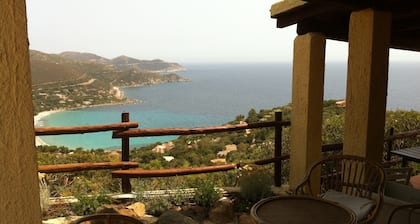 Villa with beautiful views, large living room and three sea view loggias