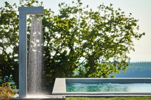 Udendørs pool, opvarmet pool