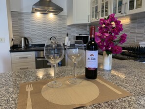 Fridge, microwave, oven, stovetop - Nice apartment with terrace (Puerto del Carmen)