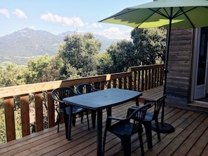 Outdoor dining - T3 Air-conditioned villa near sea and shops (Viggianello)