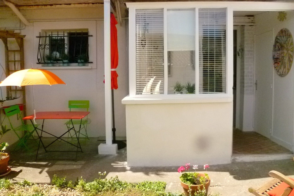 Charming 2 rooms near the Loire