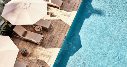 Austin Proper Hotel, a Member of Design Hotels