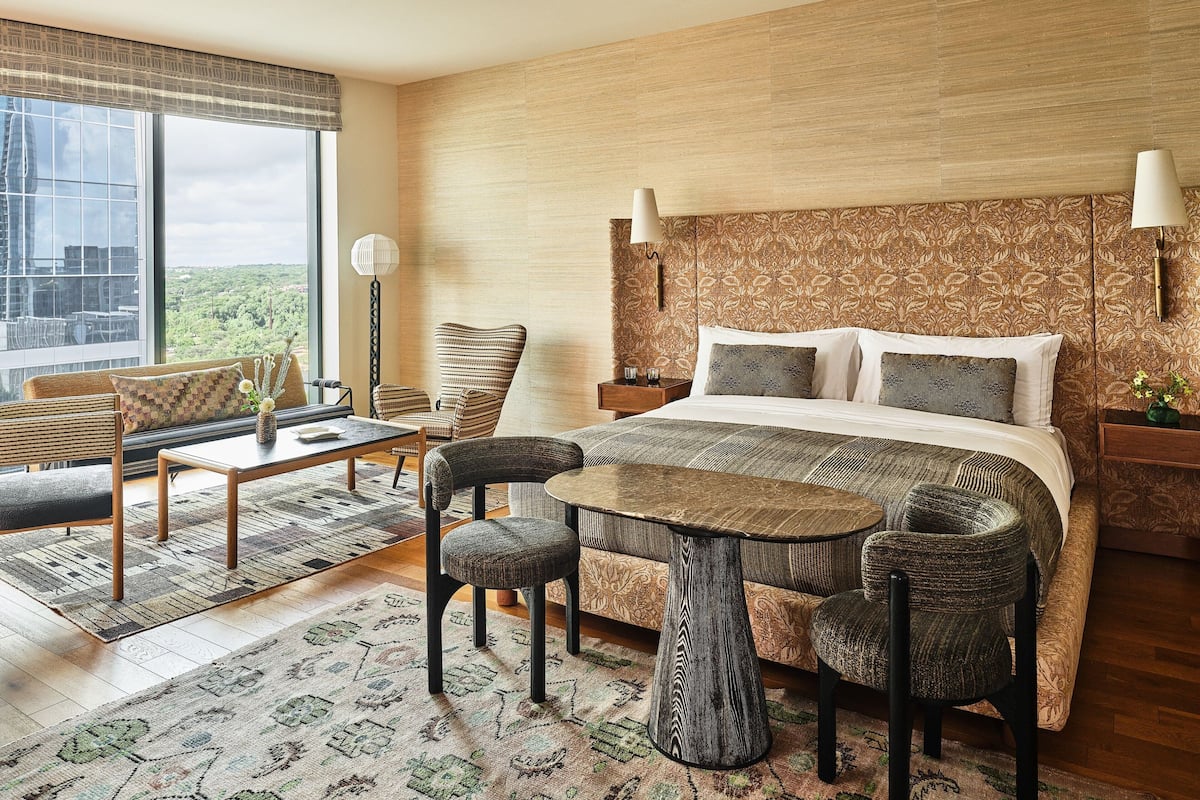 Premium bedding, pillow-top beds, minibar, in-room safe