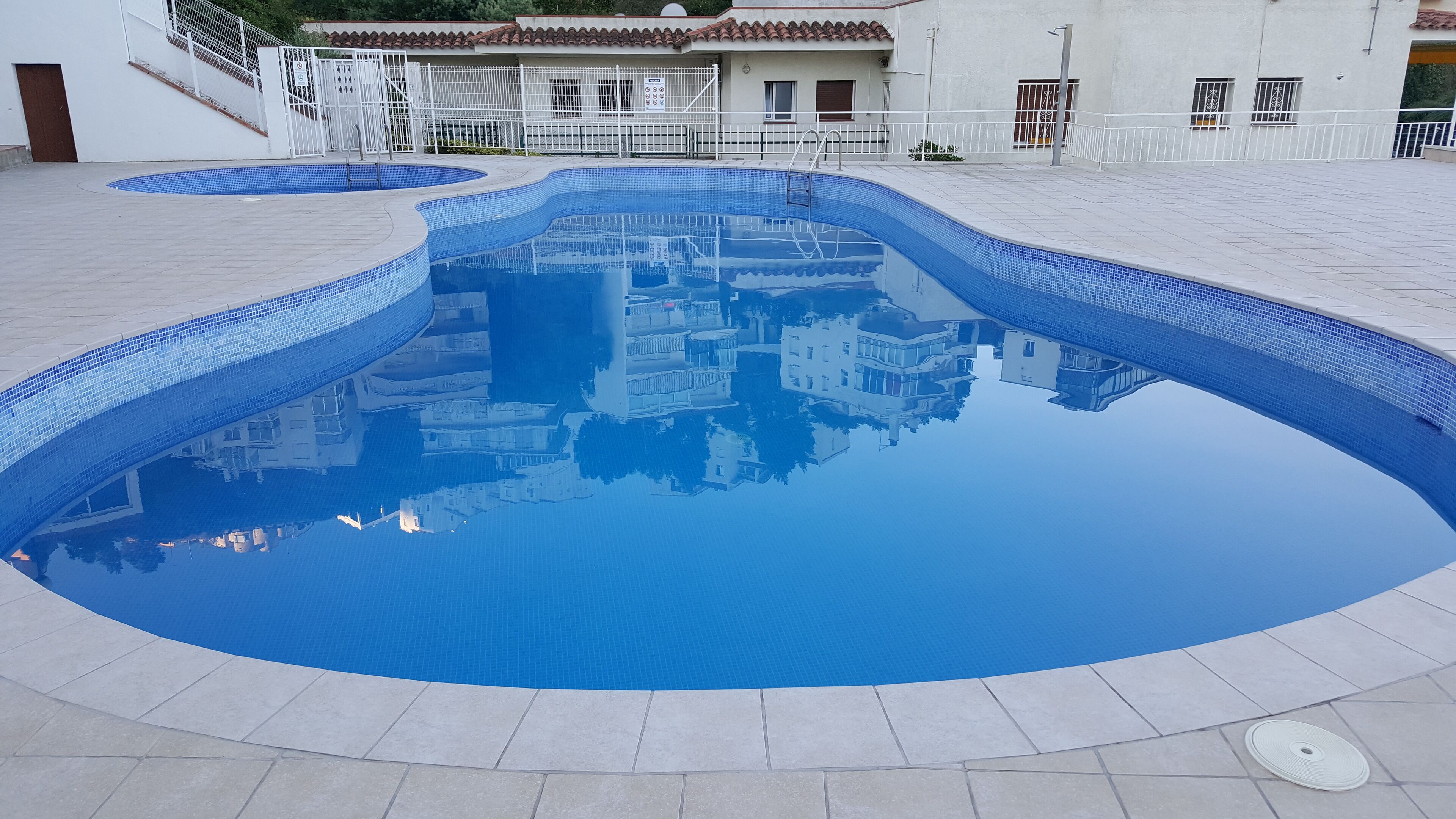 Alberca al aire libre 