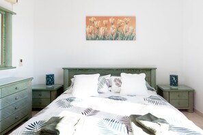 4 bedrooms, iron/ironing board, travel crib, WiFi