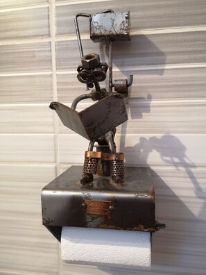 2 soverom, strykejern/-brett, wi-fi (inkludert) og sengetøy