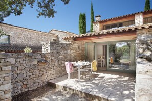 Patio / Balcony - Maisonette in Gordes near Vaucluse Hills (GORDES)