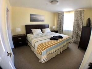 Huis, 3 slaapkamers (3.5 Bathrooms, Rooftop Patio) | 3 slaapkamers, een strijkplank/strijkijzer, gratis wifi