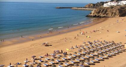 Fantastinen 1 makuuhuoneen Apt. oma kylpyhuone, loistava sijainti kauniilla näkymillä