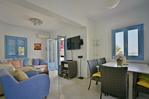 TV, DVD-spiller og stereoanlegg