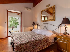 5 Schlafzimmer, Reisekinderbett, kostenloses WLAN