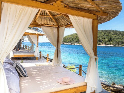 Sunny side Beach house