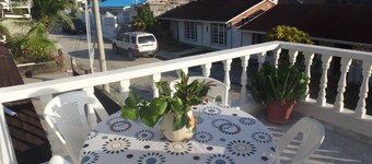 Green Sea Inn Villa Helen Kilometer 4 Circunvalar