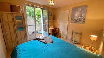 1 chambre, fer et planche à repasser, lit parapluie, Wi-Fi gratuit