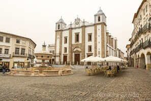 مكان جذب سياحي