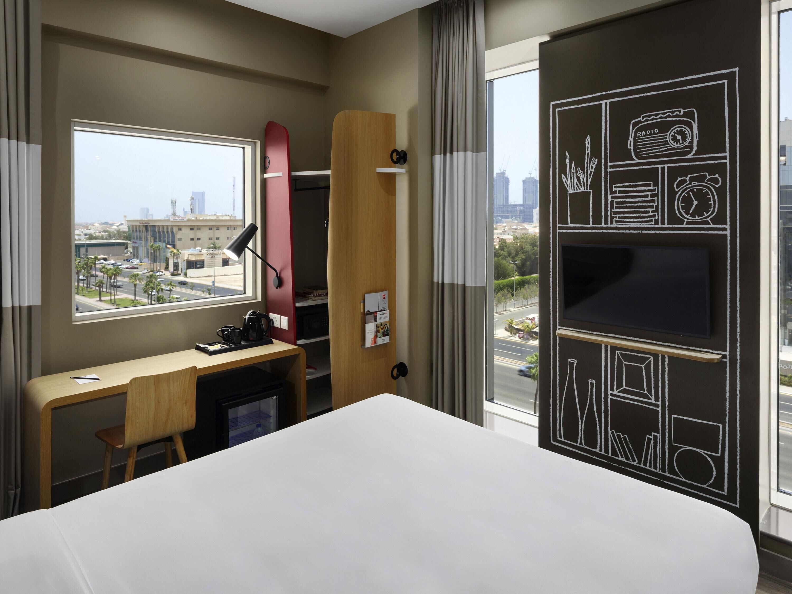 1 Schlafzimmer, Minibar, Zimmersafe, Schreibtisch