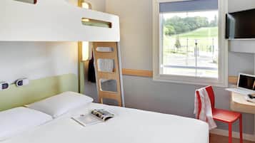 Triple Room, Multiple Beds