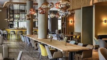 Spécialités Cuisine locale et internationale