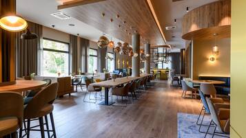 Lunch and dinner served, local and international cuisine