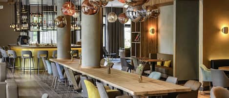 Lunch and dinner served, local and international cuisine