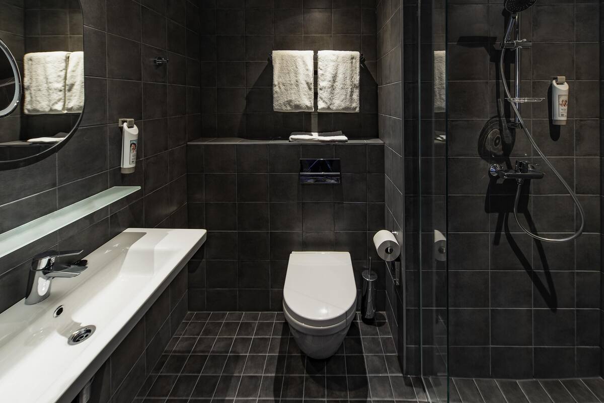 in-room safe, blackout curtains, soundproofing, iron/ironing board