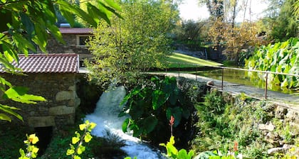 QUINTA DA CHOUZA AGROTURISM ENOTURISM 3 BEDROOMS SwimmingPrivate beach-FreeWi-Fi