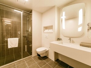 Blackout drapes, soundproofing, iron/ironing board, free WiFi - Ibis Haimen South Changjiang Rd Hotel (Nantong)